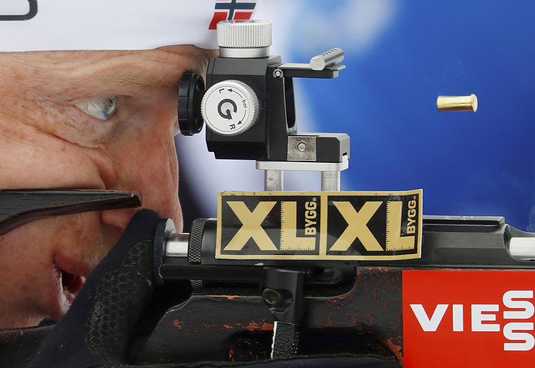 Biathlon - 2020 Biathlon World Championships - Antholz-Anterselva, Italy - February 19, 2020   Norway's Johannes Thingnes Boe warms up ahead of the race  REUTERS/Leonhard Foeger     TPX IMAGES OF THE DAY - RC2P3F9P4LNE